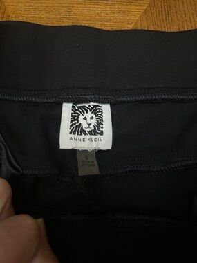 Anne Klein Black High-Rise Leggings